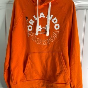 Under Armour Size Large